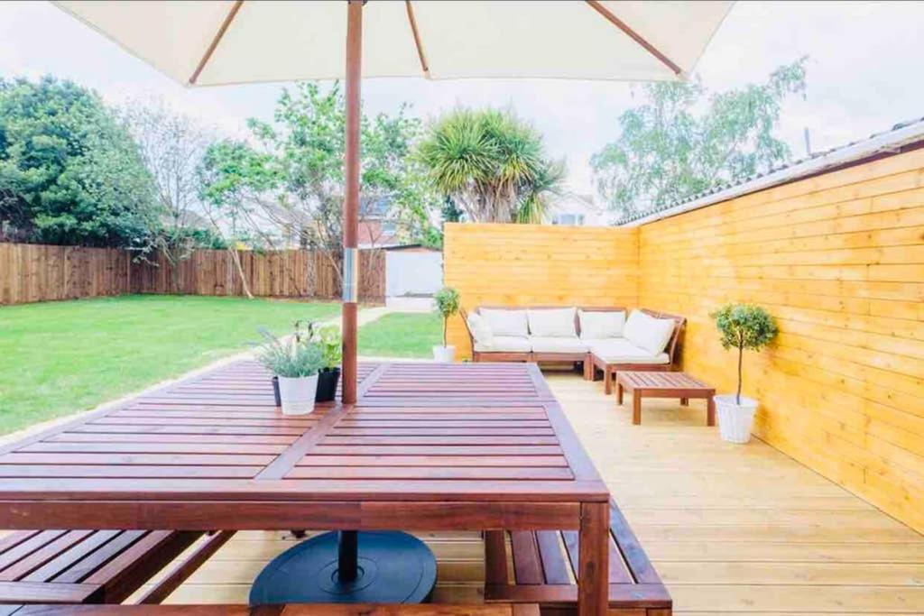 Gorgeous Luxury Chalet, New Forest & Coast & Hordle Exteriör bild