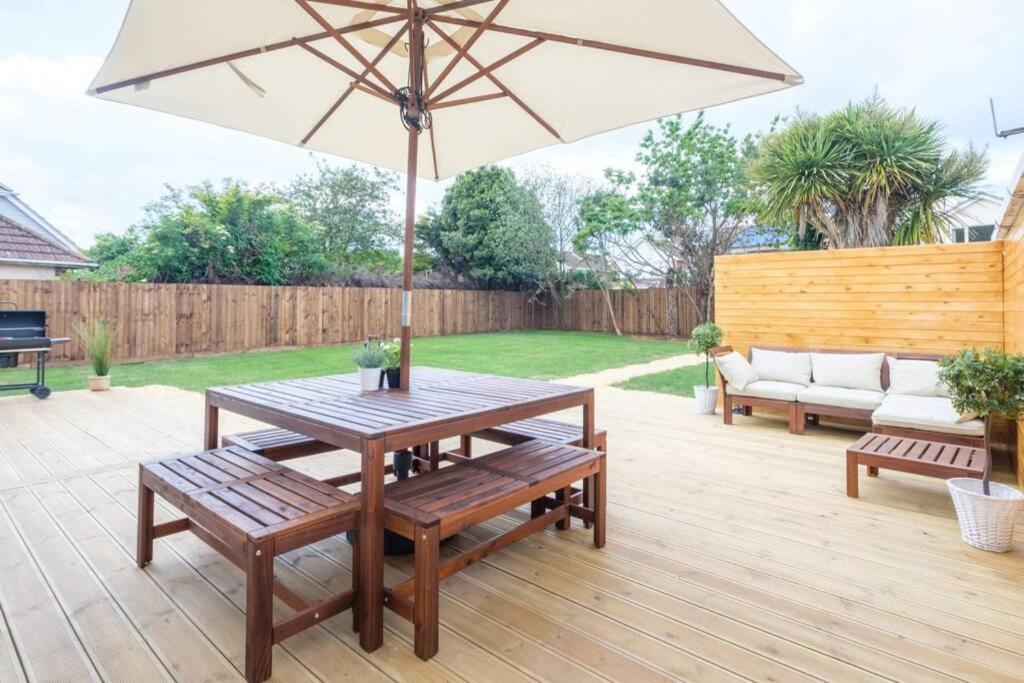 Gorgeous Luxury Chalet, New Forest & Coast & Hordle Exteriör bild