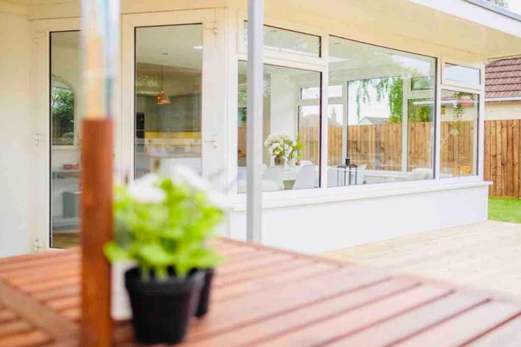 Gorgeous Luxury Chalet, New Forest & Coast & Hordle Exteriör bild