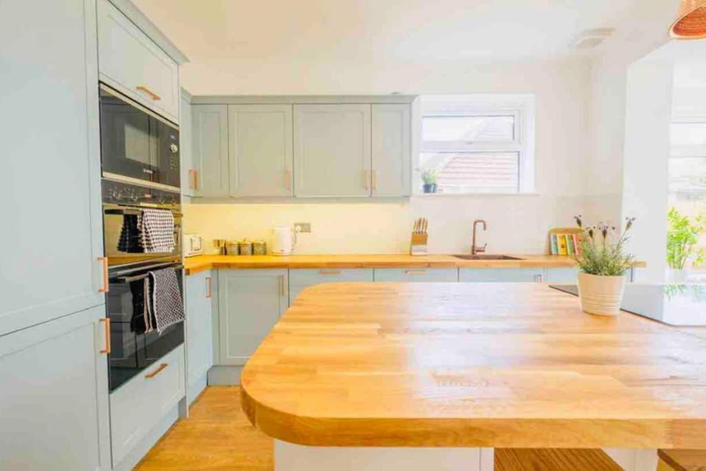 Gorgeous Luxury Chalet, New Forest & Coast & Hordle Exteriör bild