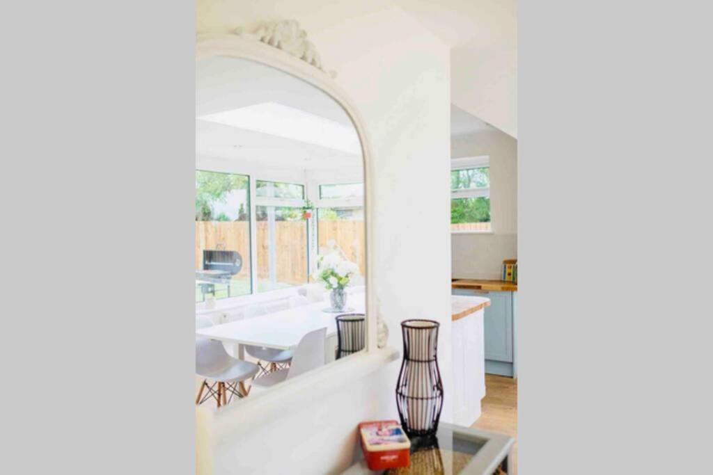 Gorgeous Luxury Chalet, New Forest & Coast & Hordle Exteriör bild